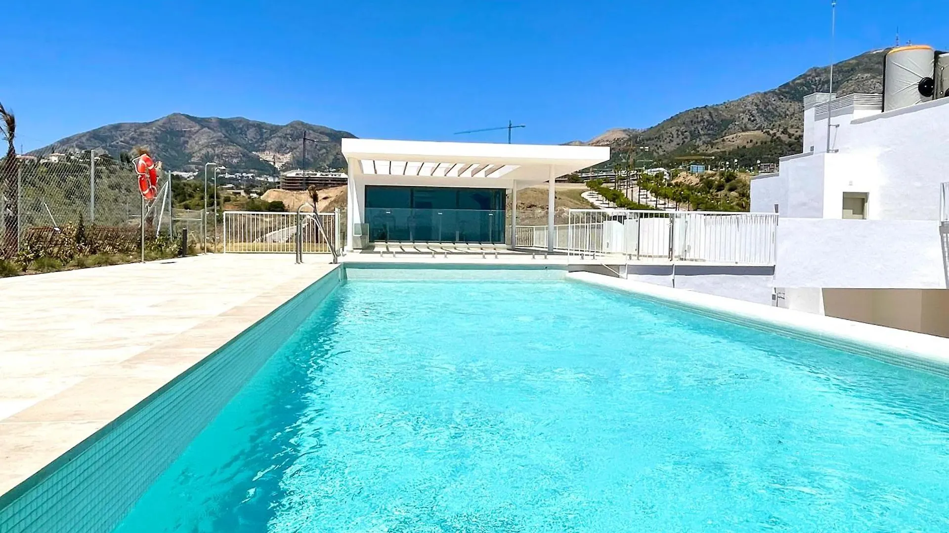 Beach Paradise 2 Bedrooms Fuengirola